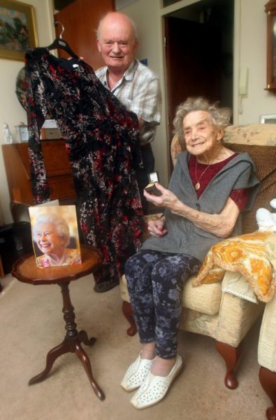 Историята на 100-годишната Нора ще ви трогне до сълзи! След като загуби двама съпрузи, британката смята да... 