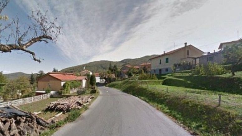 Кмет на село дава по 2000 евро и дом за 40 евро