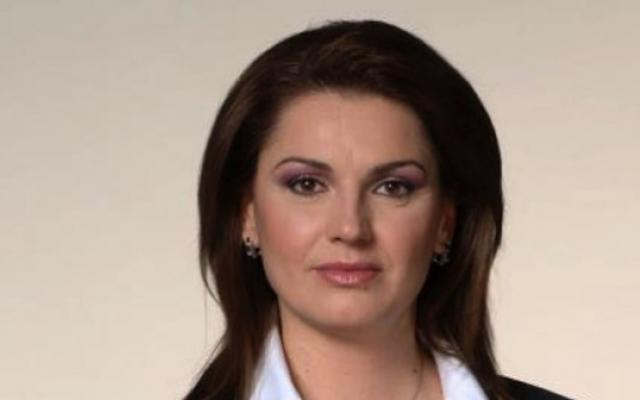 Ани Салич гневна на политиците за