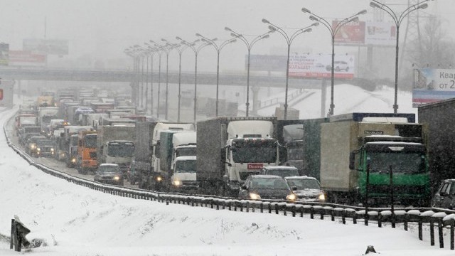 Сняг и виелици блокираха половин България-ОБОБЩЕНИЕ