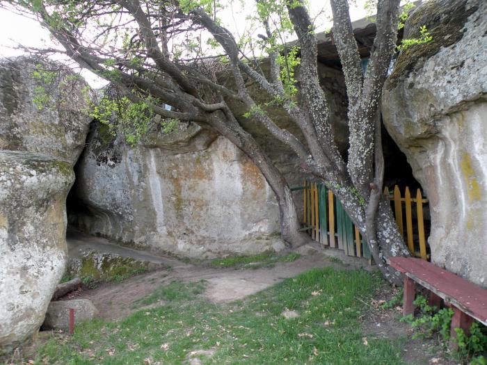 Магически скален комплекс в България лекува