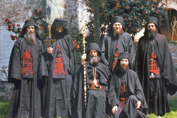 Монасите от Атон проговориха и разкриха черно пророчество