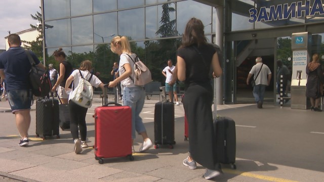 Семейства броиха по 2600 за екскурзия до Анталия
