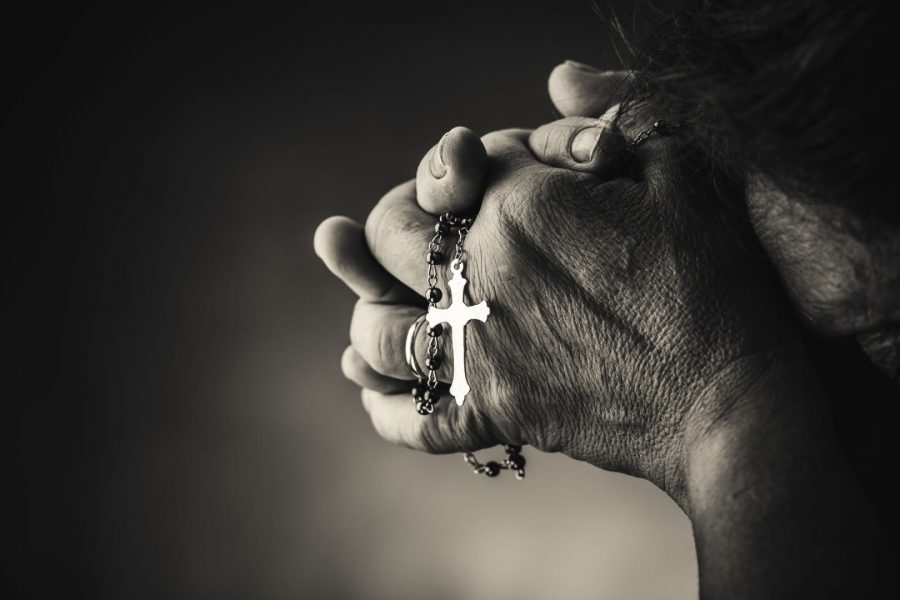 40 дена четете тази молитва за изчистване на родови проклятия