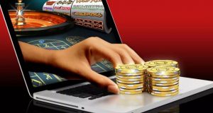 Как мога да играя онлайн казино игри безплатно?