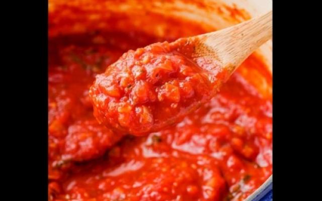 Турската лютеница е рецептата по която всичко живо ахна!