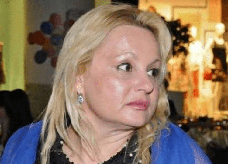 Тони Димитрова е съсипана! Ужасни неща в живота й вкарват певицата в болница
