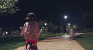 Мъж звъни на 112-7-годишно момиченце кара колело в 2 през нощта по Околовръстното