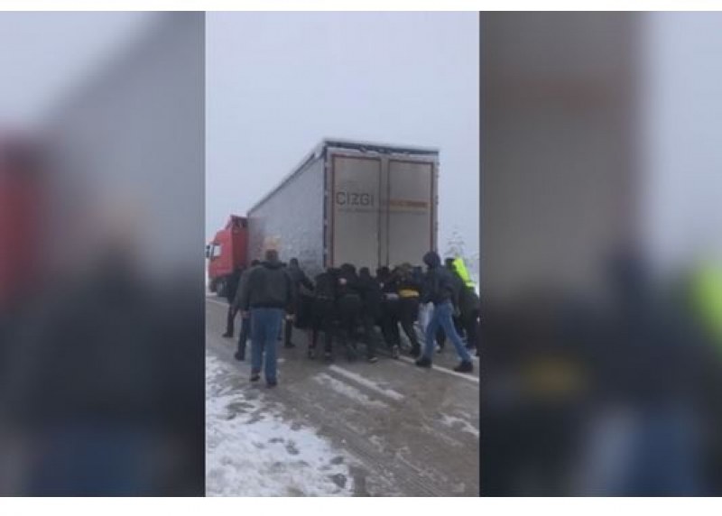 Закъсал български тираджия в Сърбия: Никъде не съм усещал такава подкрепа