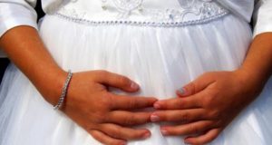 Разтърсващата история на едно дете: Омъжиха ме на 6