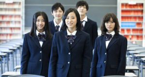 Никога няма да ги стигнем! Ето строгите правила в японските училища които никой не смее да наруши: