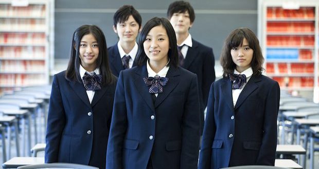 Никога няма да ги стигнем! Ето строгите правила в японските училища които никой не смее да наруши: