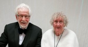 Невероятна история от Англия: Двойка се ожени 60 години след като родителите им забраниха да го направят