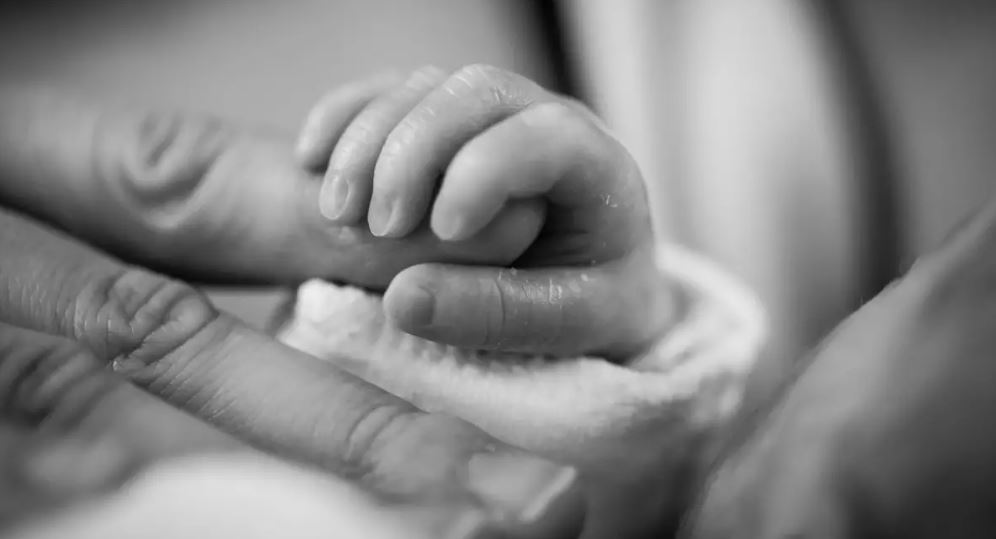 Бебе гигант се роди в Пловдив наложи се допълнителна интервенция