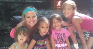 Жена осиновила четирите деца на нейната приятелка починала от рак