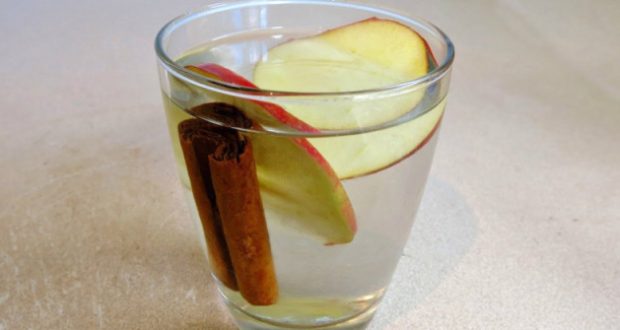 Ябълкова вода с канела за най-мощния детокс ефект за лицето и тялото! Пиеш и се топиш!
