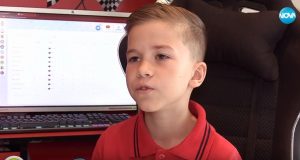 170 ЗАДАЧИ ЗА 10 МИН.: Запознайте се със 7-годишния математик Керем (ВИДЕО)