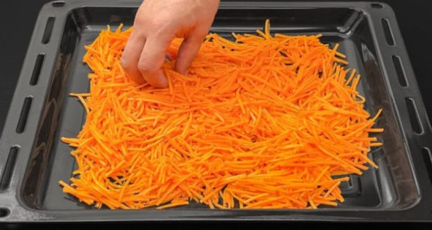 Настъргвам 5 моркова добавям брашно яйца и не мога да си представя празниците без тази ВКУСОТИЯ: Най-големият ФАВОРИТ на масата!