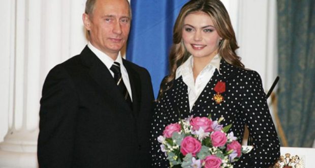 Любовницата на Путин с жест към България