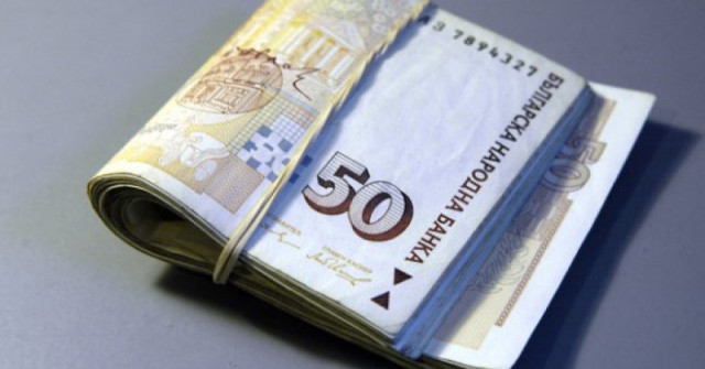 Средните заплати у нас стават 5 000 лв.