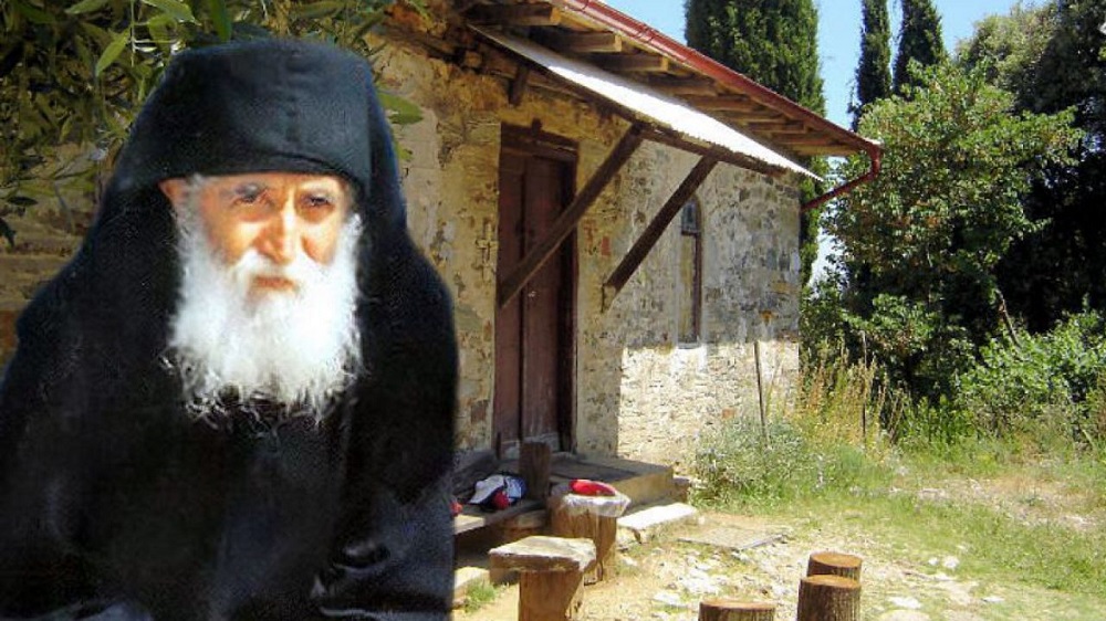 Старецът Паисий от Света гора с черно пророчество за света: Мъртво море ще се превърне в гроб кръв ще се лее на Балканите!