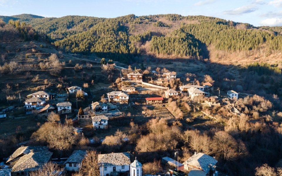 Останало назад във времето българско село разкрива неподозирани красоти