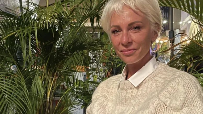 Нана Гладуиш на риболов с тоалет за 30 бона