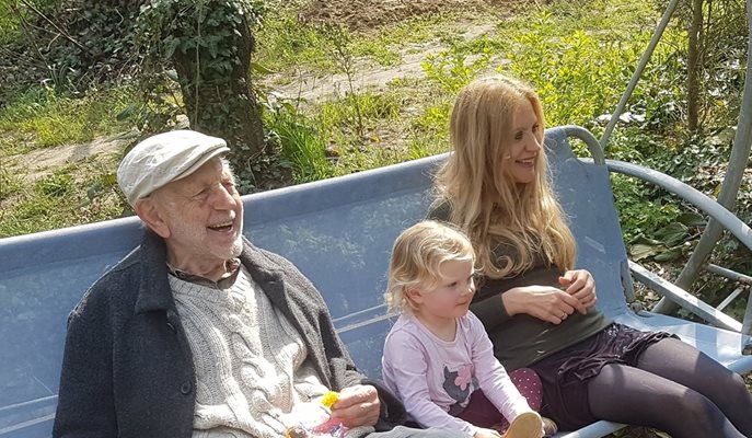 Ицко Финци и Лиза Боева: Когато възпитаваме Матилда, внимаваме как се държим и грижим един за друг