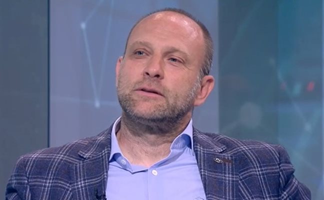 Непоправим джигит на пътя! Тити Папазов с 6 бона глоби от КАТ