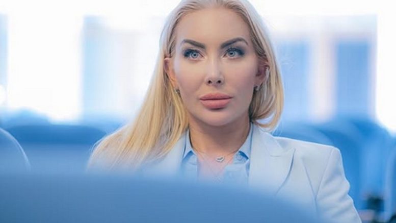 Бременна или яко напълняла? Какво се случва с Антония Петрова