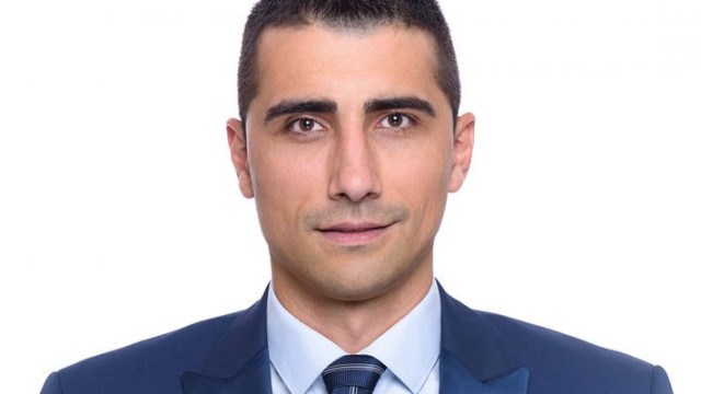 Кмет на Пазарджик подписал съмнителни сделки, след като проиграл хиляди на хазарт