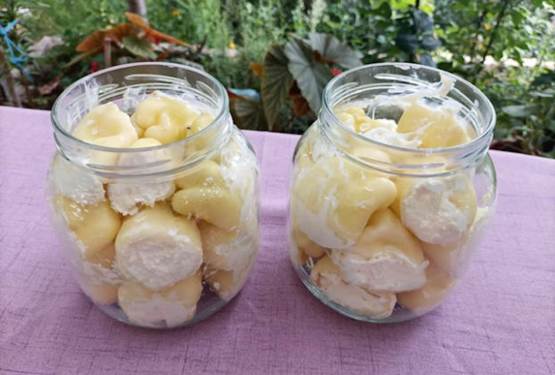 Мариновани пълнени чушки със сметана в буркан - домашно мезе №1 за ракийка! Изяждам цял буркан самичка: