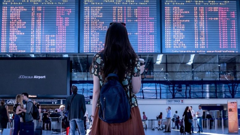 Дават 10 хиляди лева на българите в чужбина да се върнат в България