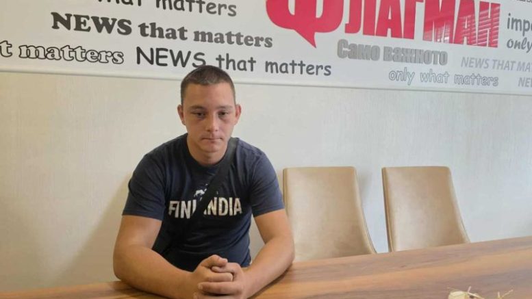 Той е едва на 25 г., но усети тежките удари на съдбата: Остана без дом след огнената стихия в Острица