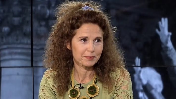 Панделиева бясна: 20 000 лв. е заплатата на депутат, който работи около 2 часа седмично