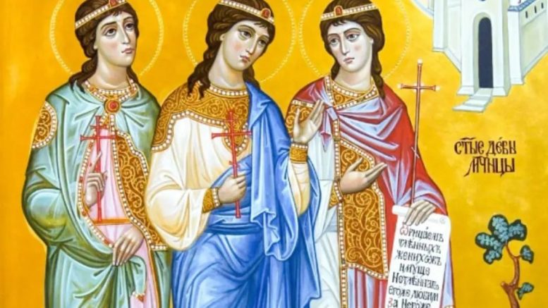 Три светици правят чудеса! Закачете това клонче на вратата, защото носи море от щастие и пари