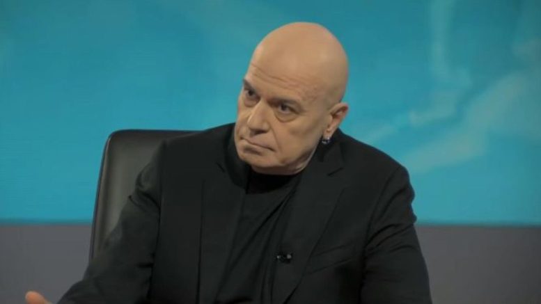 Слави Трифонов: Аз съм мафиот чалгар и хетеросексуален селяндур но няма да млъкна