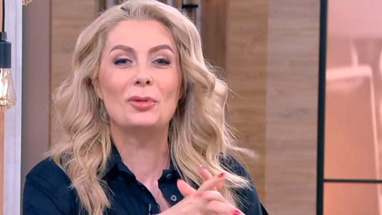 Венета Райкова започва деня си с молитви
