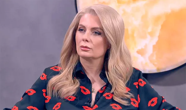 Венета Райкова се разплака в ефир при спомена за раждането на сина си