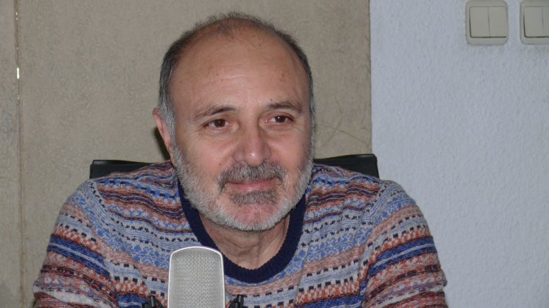 Илия Ангелов: Целият свят се обръща наопаки, а ние точно сега да сменяме валутата!