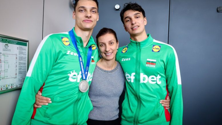 Мая Николова: Искахме да видим нашите деца на живо да играят финал на световното