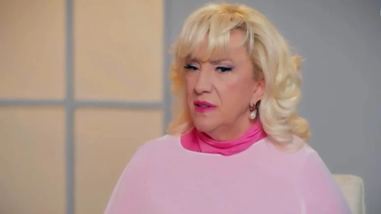 Сашка Васева: Бях гола, нахална и млада. Идваха на тълпи - бях атракция