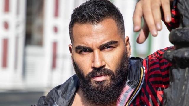 Азис показа родния си брат