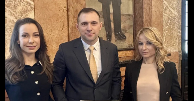 Бебе в бТВ! Любима журналистка стана майка – даде на бебчето царско име: