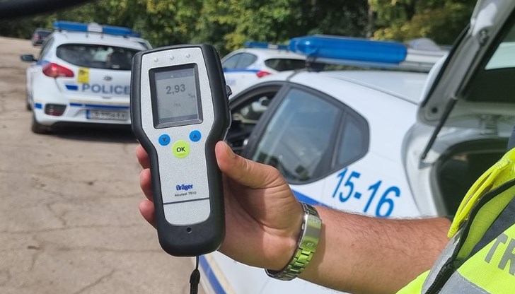 Колко време трябва да чакате, преди да седнете зад волана, след като сте пили алкохол (Таблица)