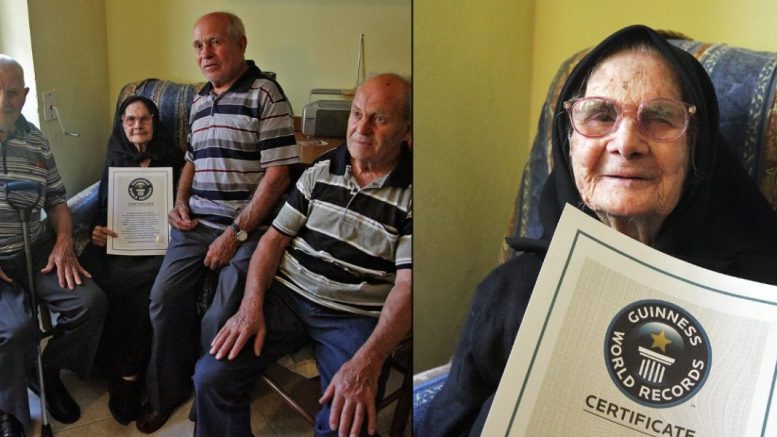 Всеки в семейството им живее над 100 години: Кълнат се, че това е заради храната