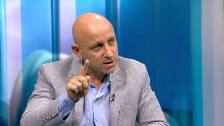 Ивайло Пенчев за политиците: Те просто взимат насила това което други хора са създали и го преразпределят