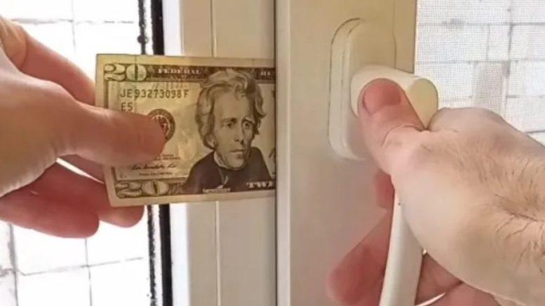 Настроихте ли прозорците си на зимен режим? Къщата ще бъде по-топла няма да има конденз и ще спестите от отопление!