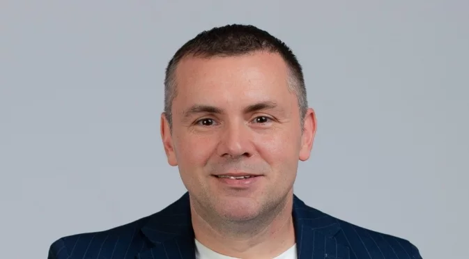 Ицо Хазарта: Вместо стотиците хиляди протестиращи трите телевизии показаха 50 провокатора