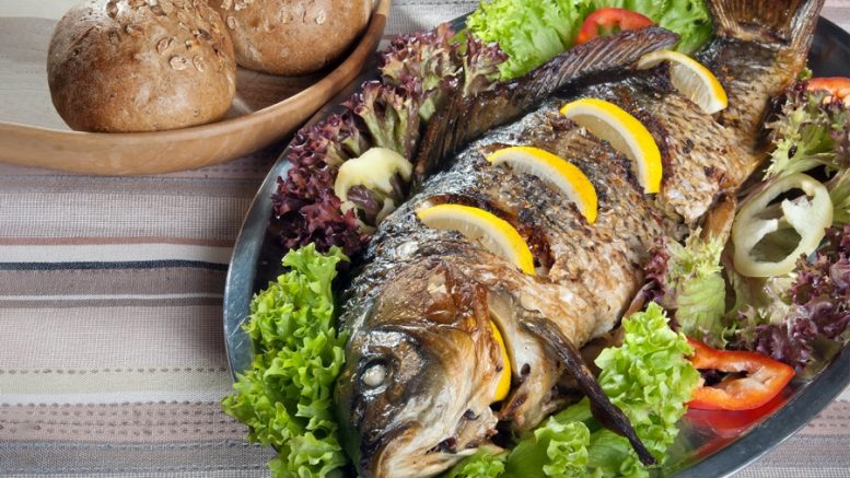 Варненски моряк издаде рецептата за най-вкусния шаран за Никулден